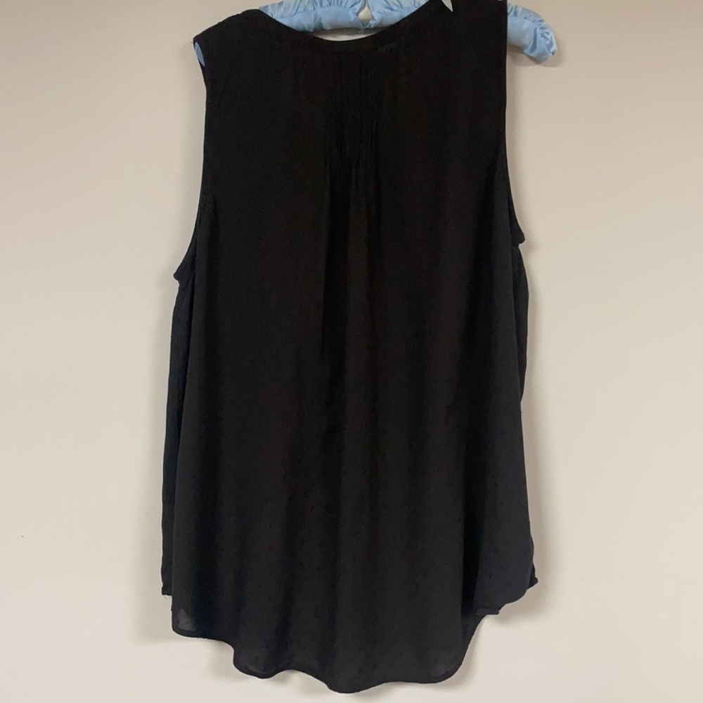 Sonoma Women's sleeveless top/blouse tiny pleats, black on black polka dots, XXL - Picture 5 of 6